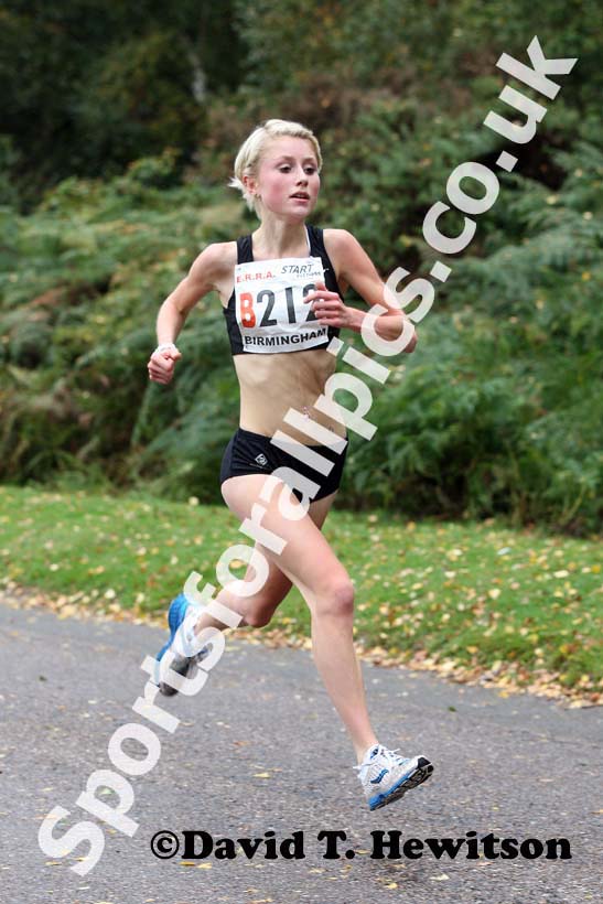 Chloe Richardson (Birchfield Harriers) on the 2nd leg of the senior womens 4 stage relay at the ERRA Mens 6 and Womens 4 Stage Road Relays, Sutton Park, Birmingham Road Relays.
